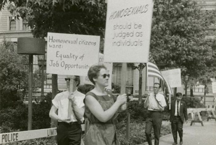 Barbara Gittings picketing.